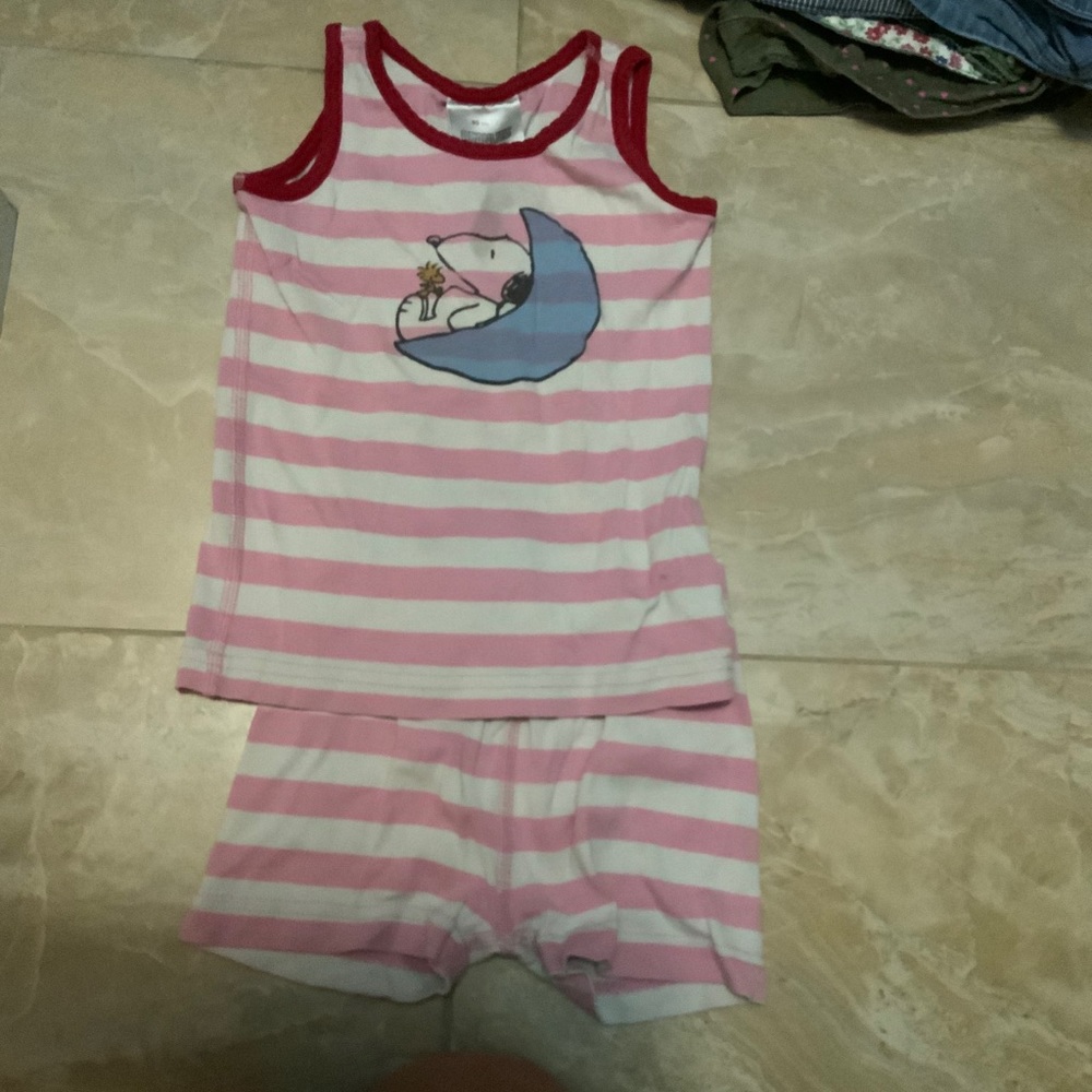 Hanna Andersson snoopy peanuts pjs 90 3 3t